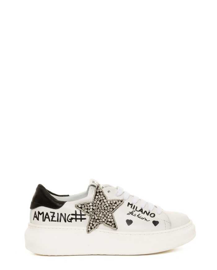 GIO + Sneakers stella