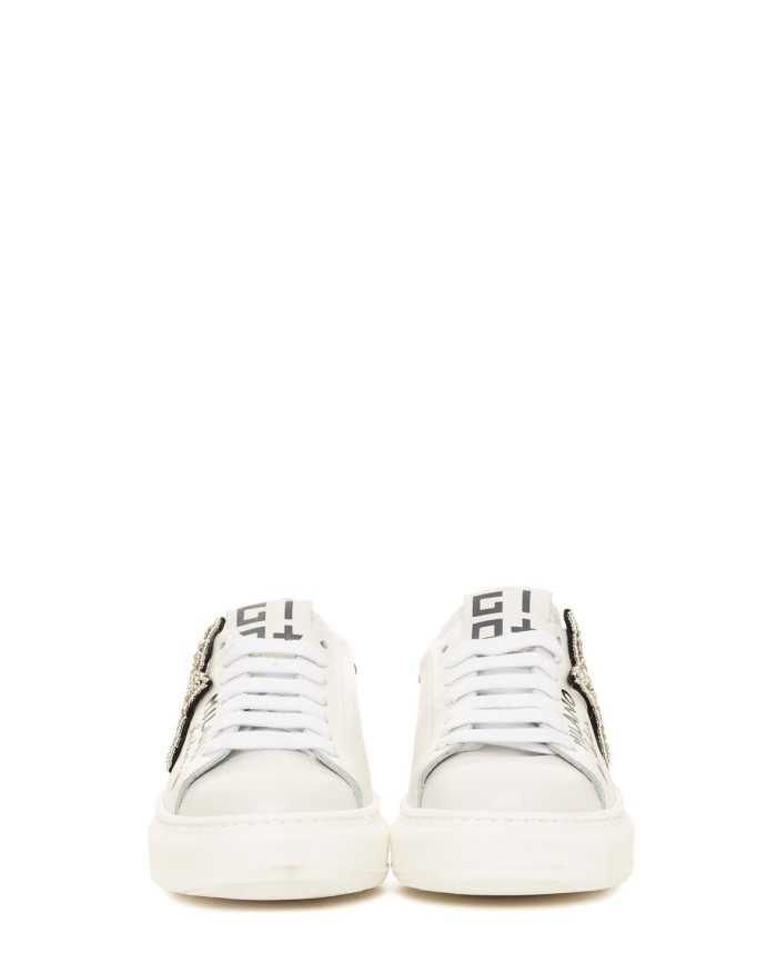GIO + Sneakers stella