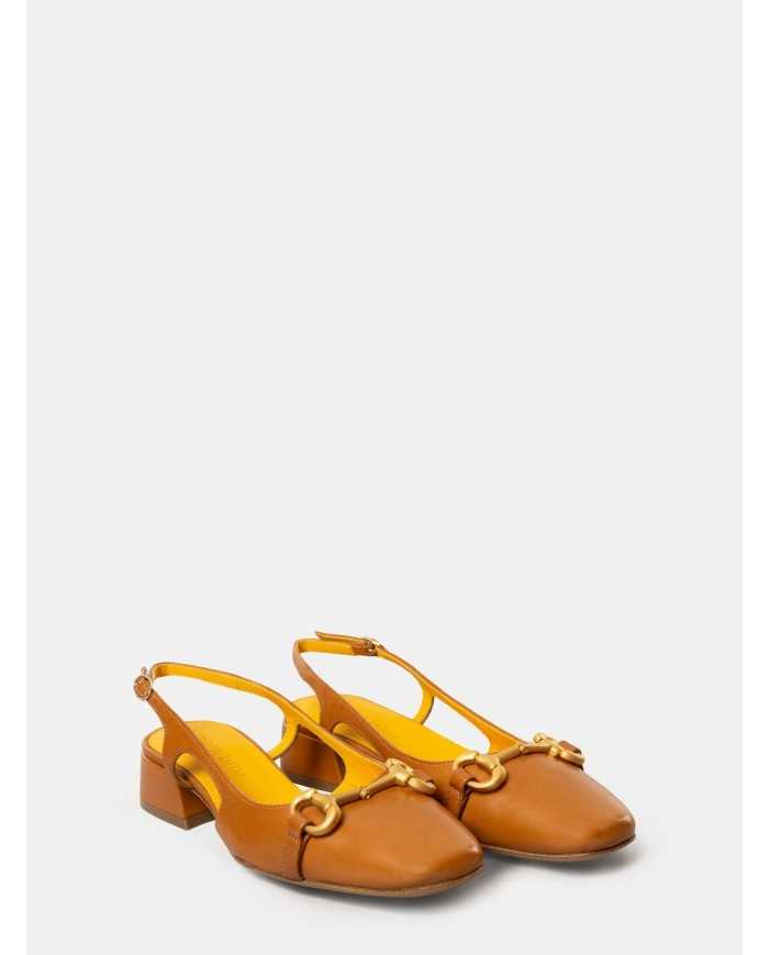 mara bini Sandalo slingback in pelle