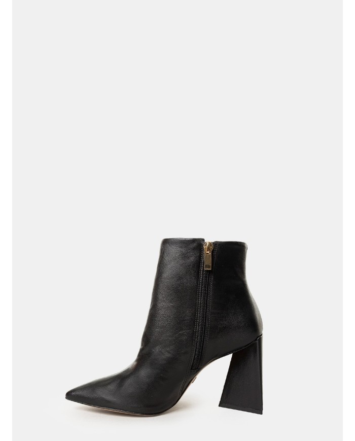 CARRANO Tronchetto in pelle