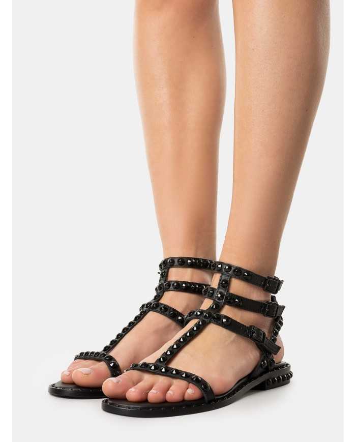 ASH Sandalo flat con borchie