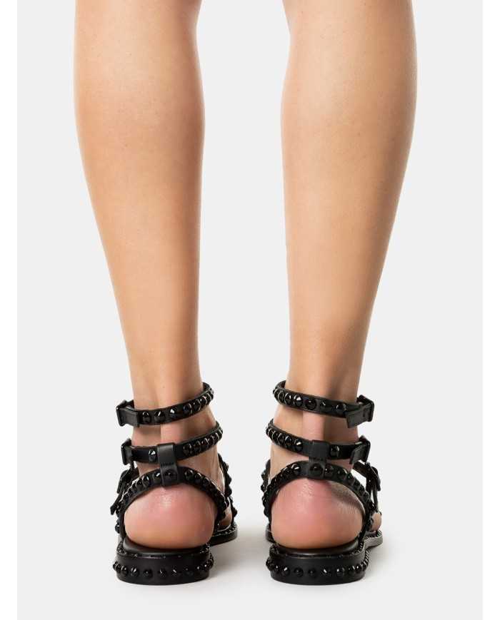 ASH Sandalo flat con borchie