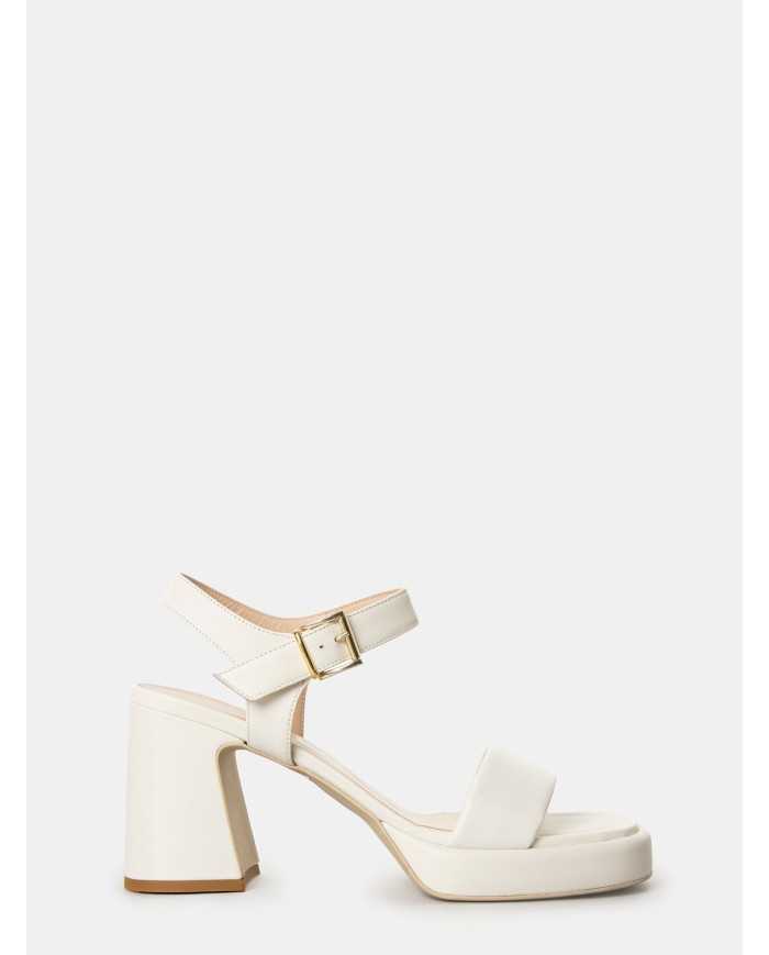 SILVIE Sandalo in nappa