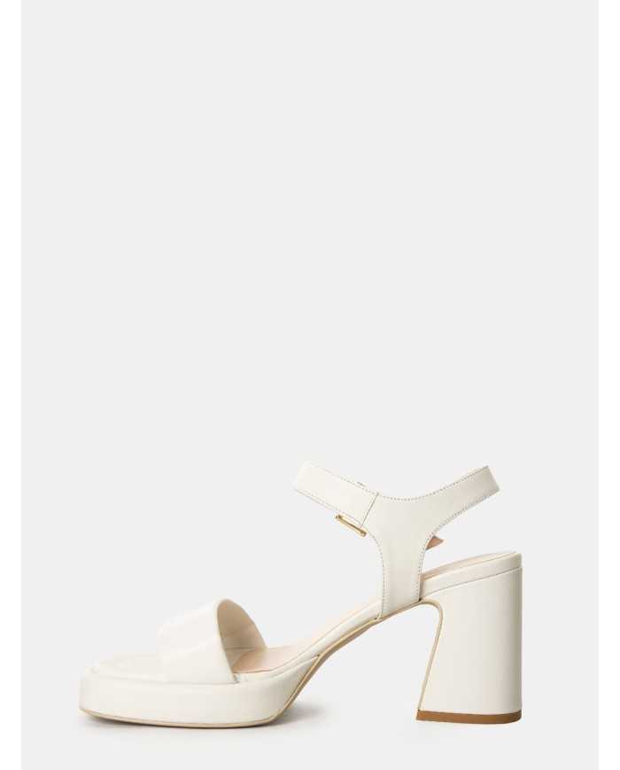 SILVIE Sandalo in nappa