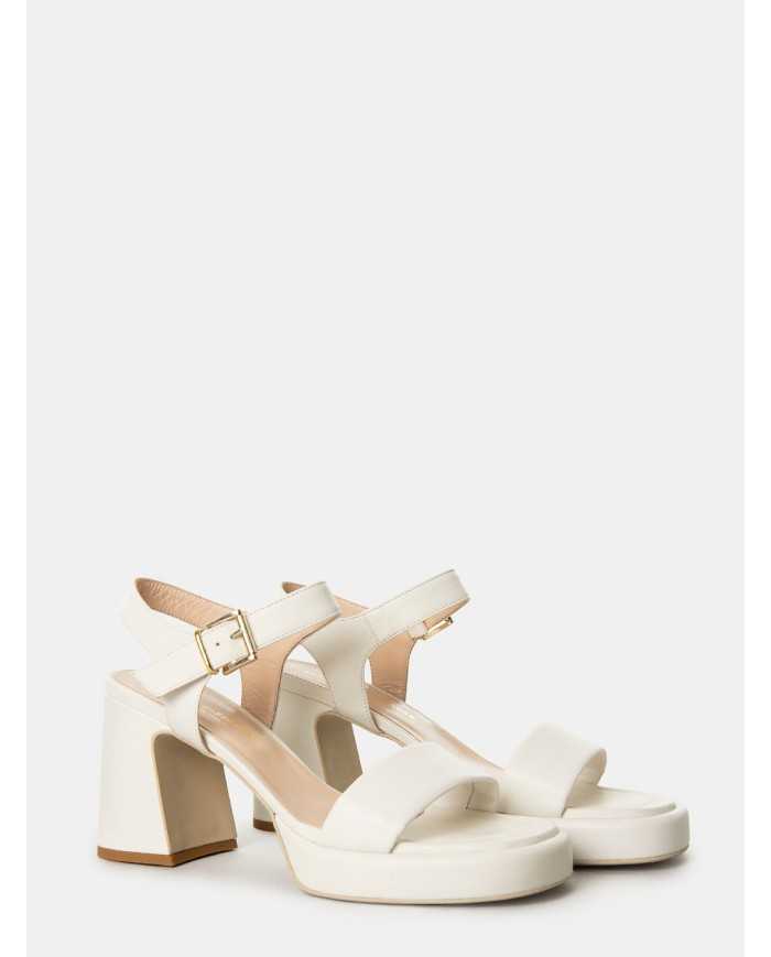 SILVIE Sandalo in nappa