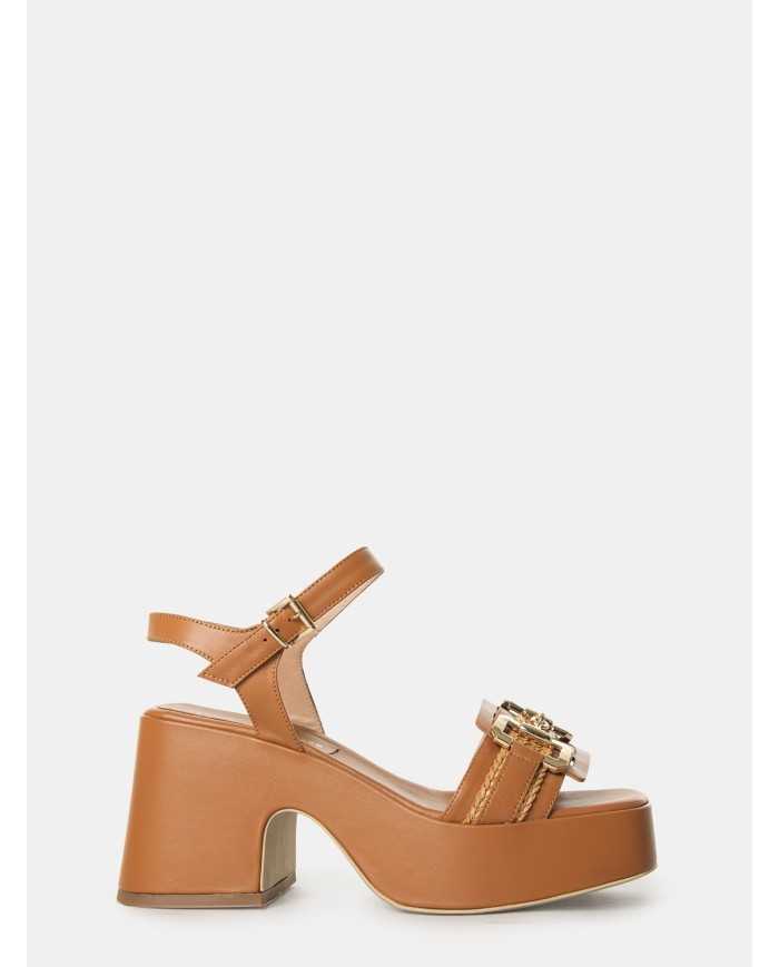 SILVIE Sandalo con plateau e morsetto