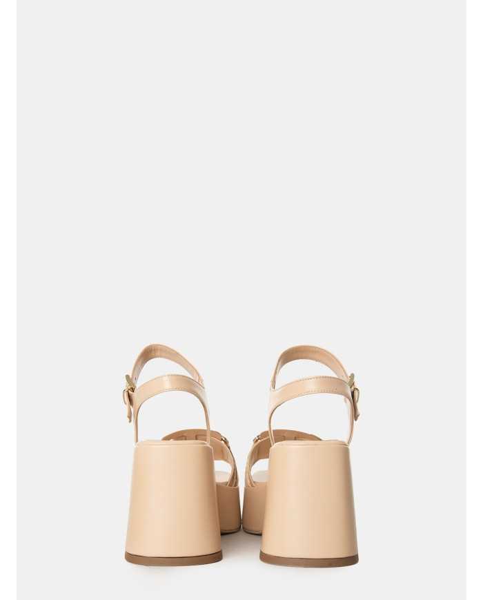 SILVIE Sandalo con plateau e morsetto