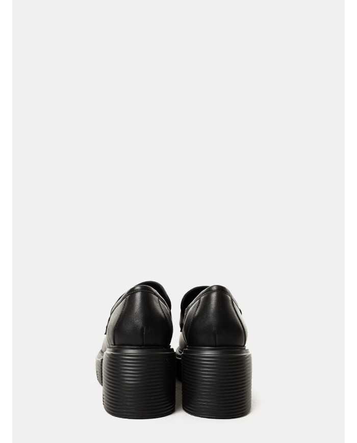 JEANNOT Mocassino con accessorio catena