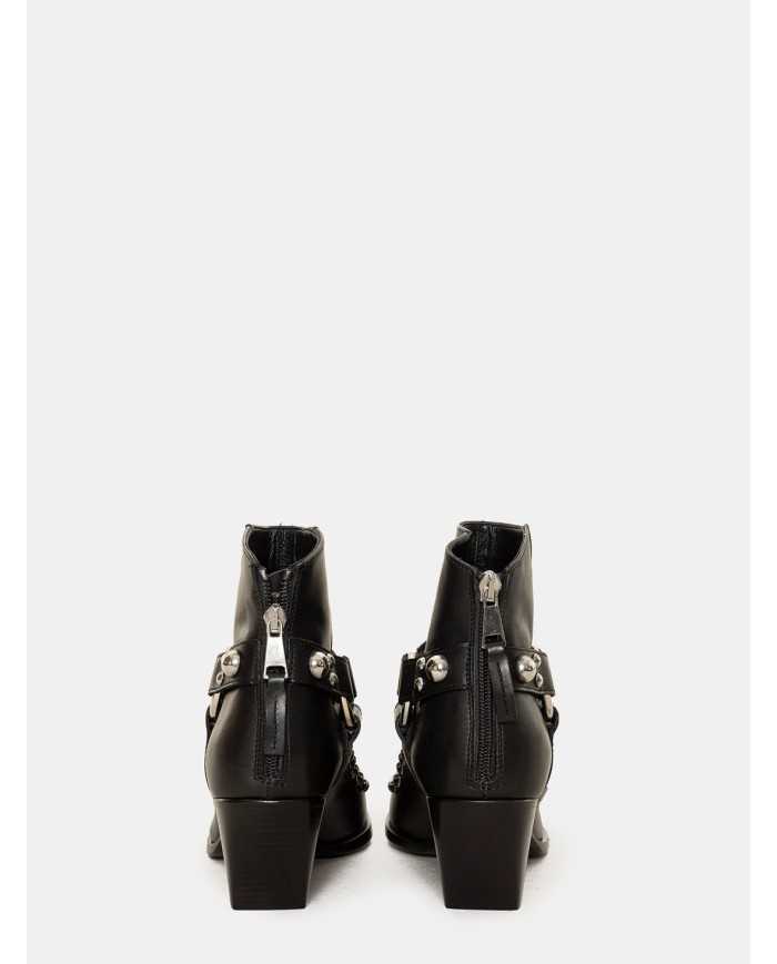 Elena Iachi Texano in pelle con borchie