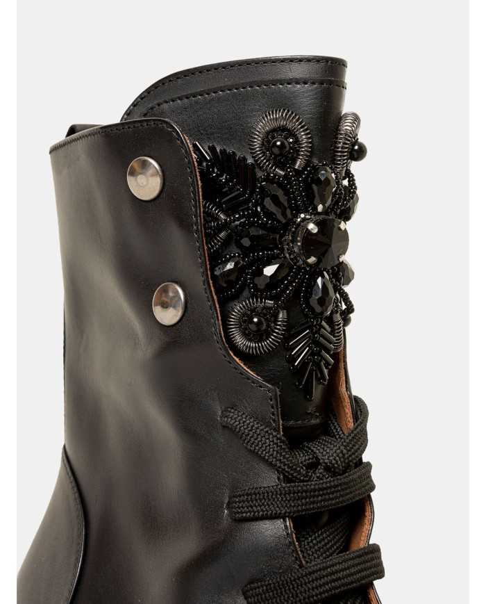 evaluna Anfibio in pelle con decorazioni pietre