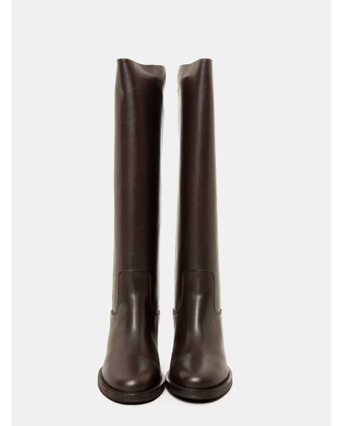 Via Roma 15 Stivale in pelle con V