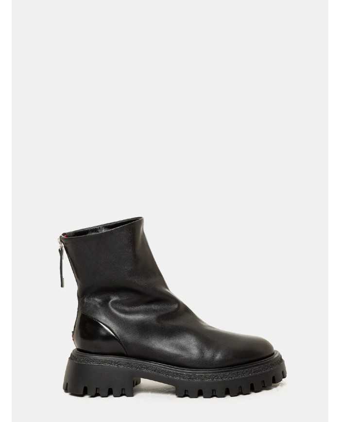 HALMANERA Anfibio in pelle