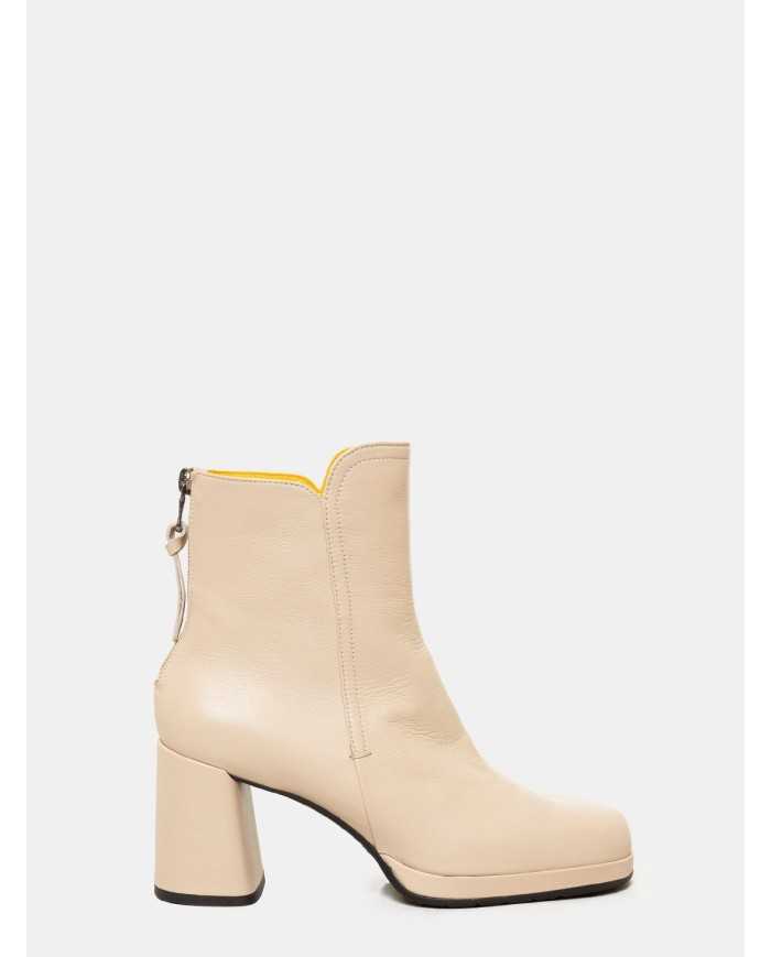 mara bini Tronchetto in pelle