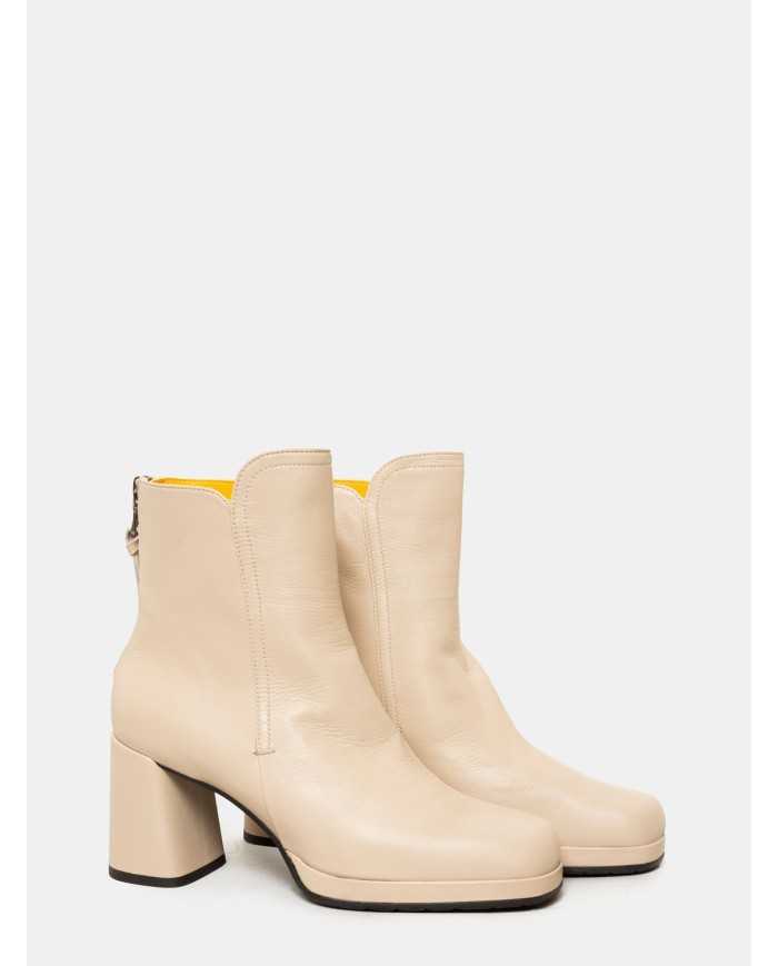 mara bini Tronchetto in pelle