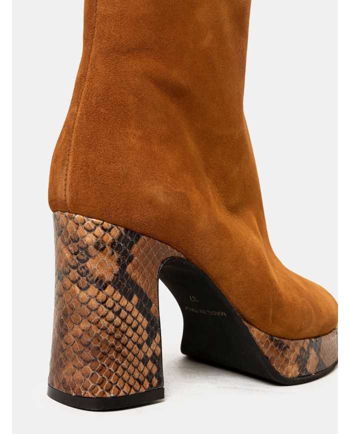 ROBERTO FESTA Tronchetto in camoscio