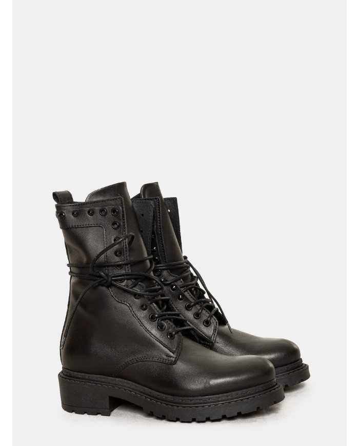 Volta Anfibio allacciato con borchie