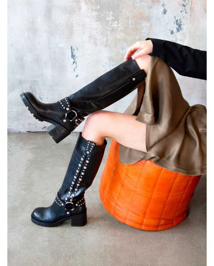 Strategia Stivale con borchie