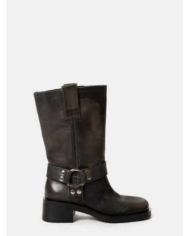 Strategia Biker in pelle