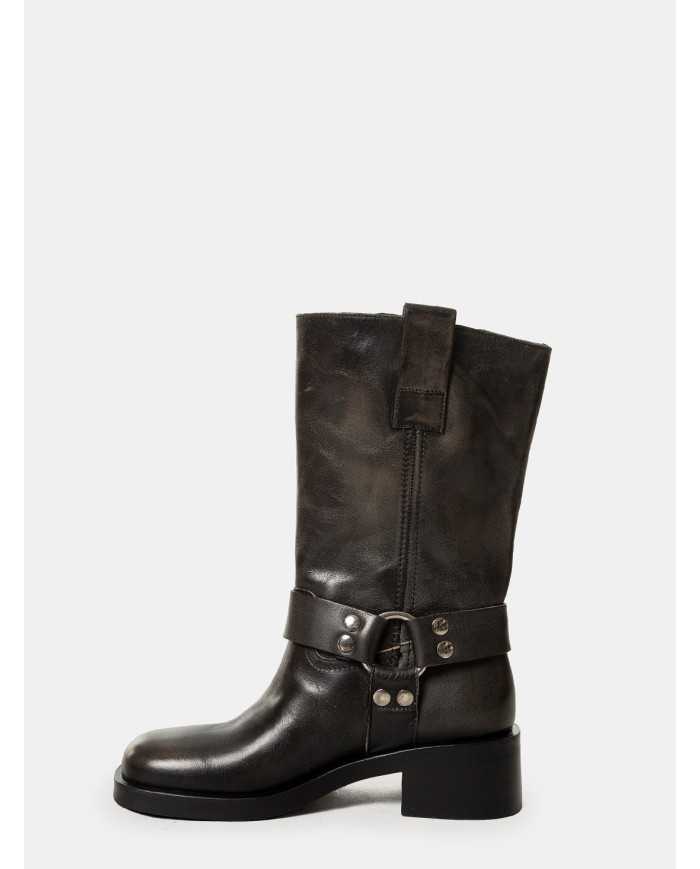 Strategia Biker in pelle