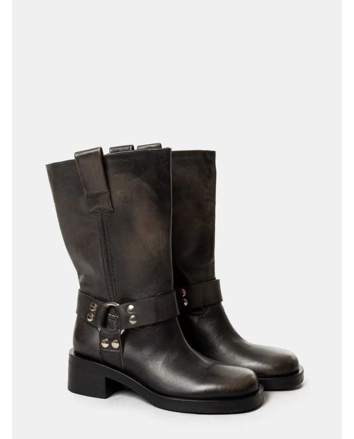 Strategia Biker in pelle