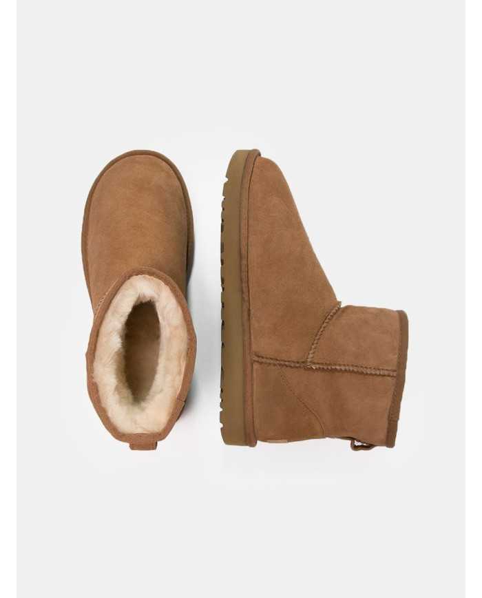 UGG Classic Mini II