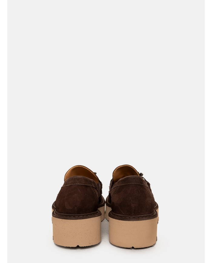 CHIARA LUCIANI Mocassino in camoscio con accessorio pietre