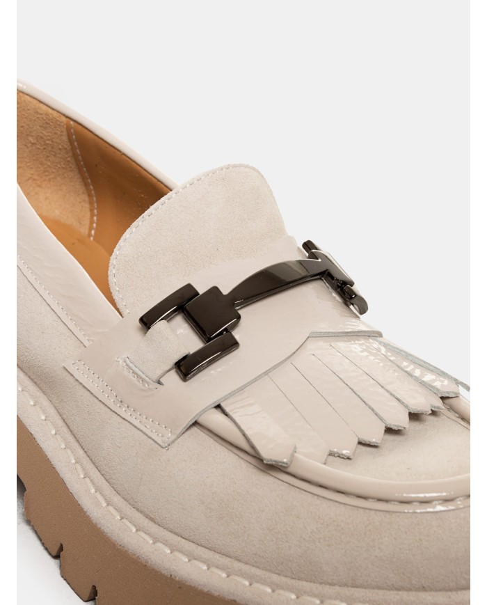 CHIARA LUCIANI Mocassino in camoscio con frangia