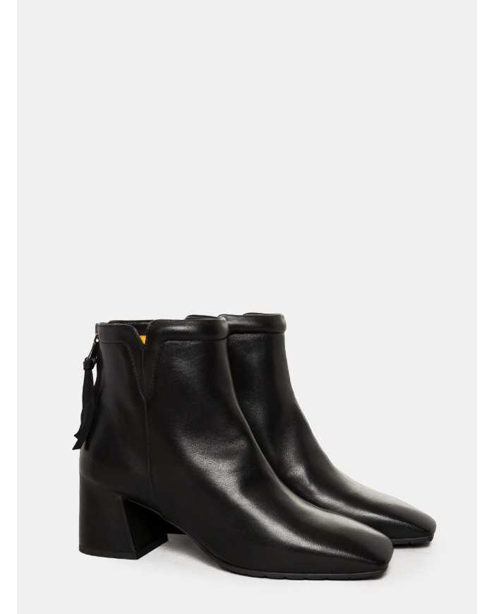 mara bini Tronchetto in nappa