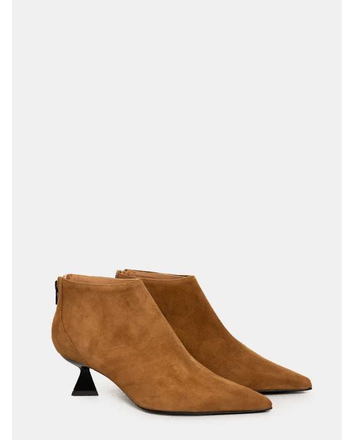 ROBERTO FESTA Tronchetto in camoscio