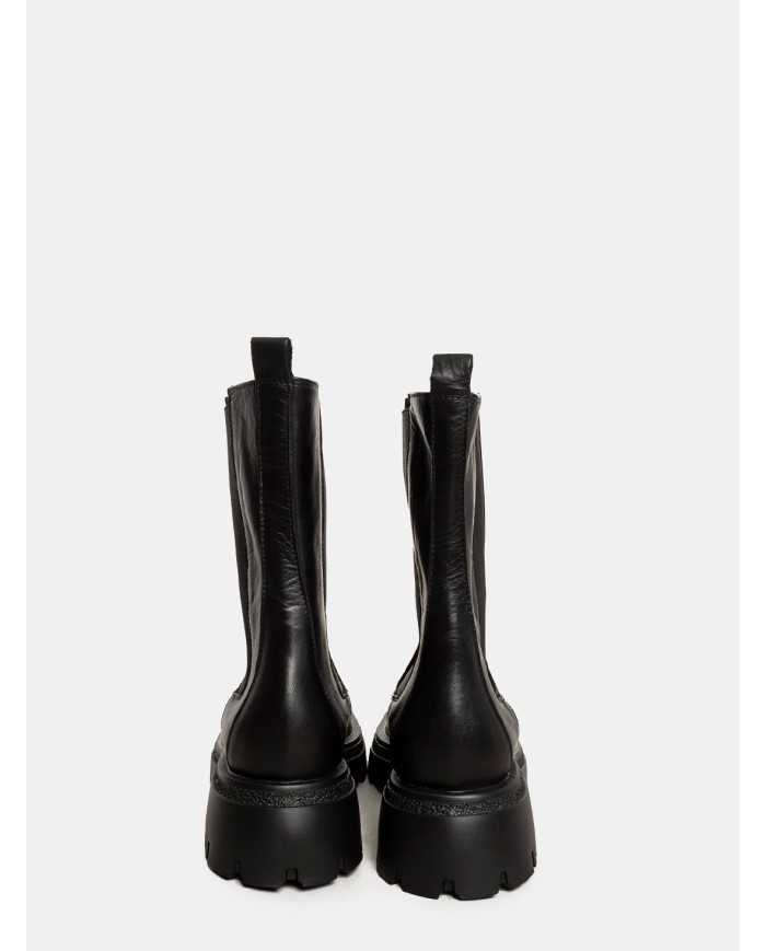 BALIE Beatles in pelle