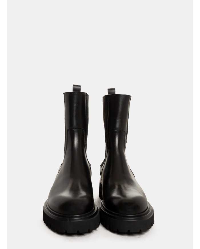 GUGLIELMO ROTTA Beatles in pelle