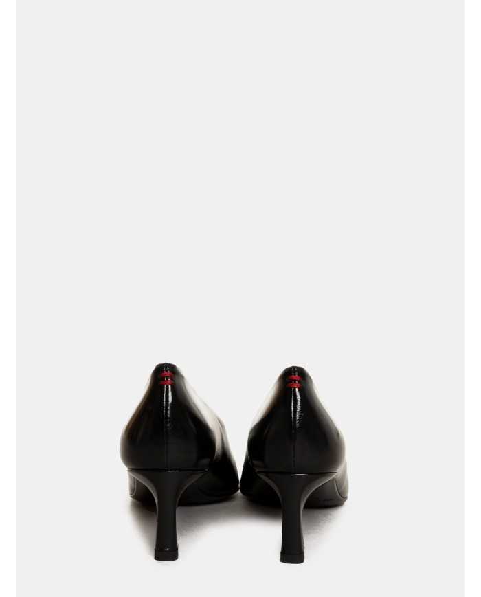 HALMANERA Decolletè in naplak