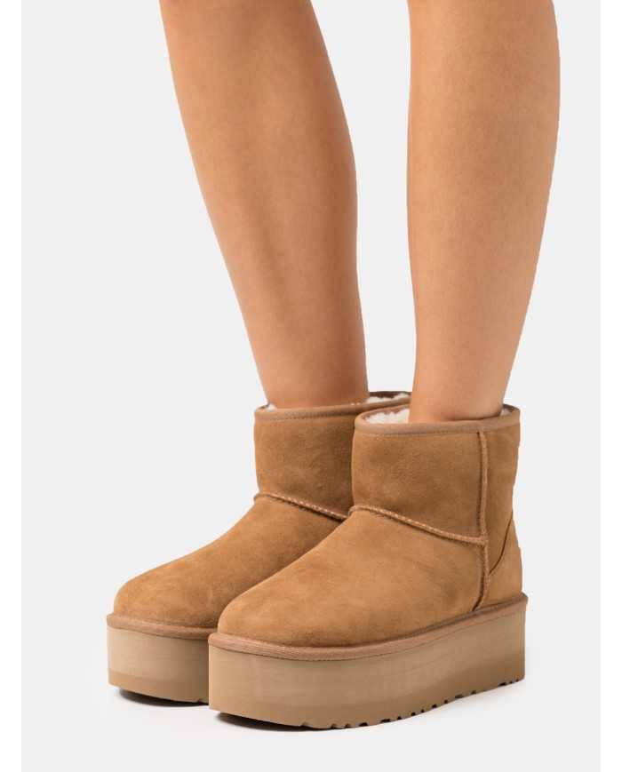 UGG Classic mini platform