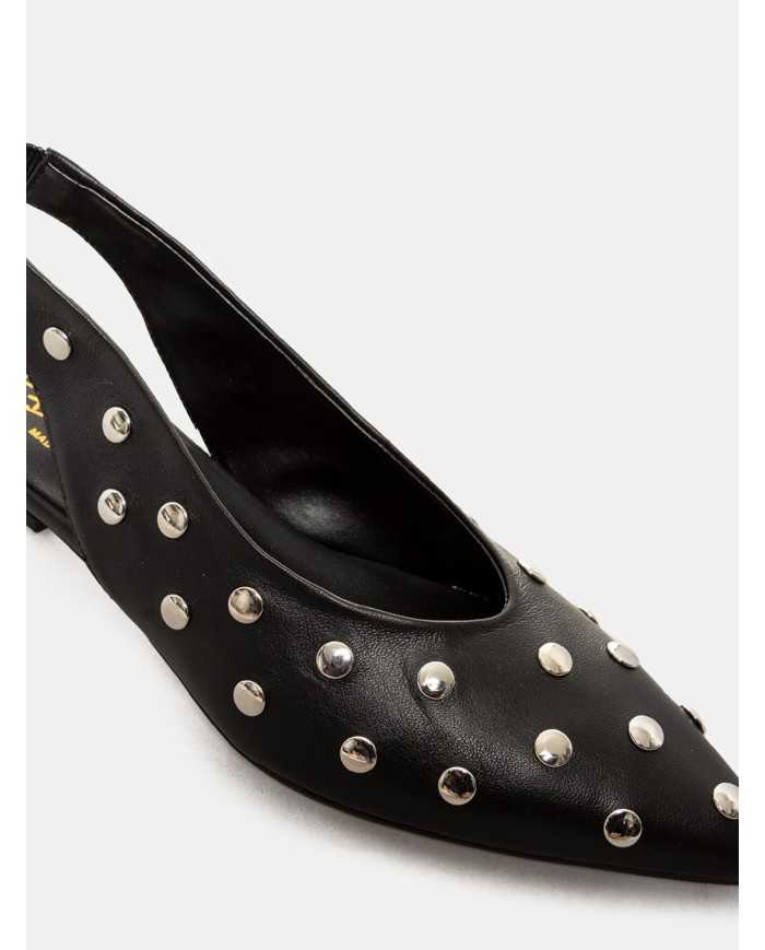 BIANCA DI' Sandalo slingback borchiato in nappa