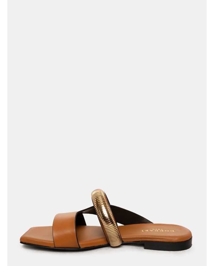 DONNARì Sandalo flat con accessorio