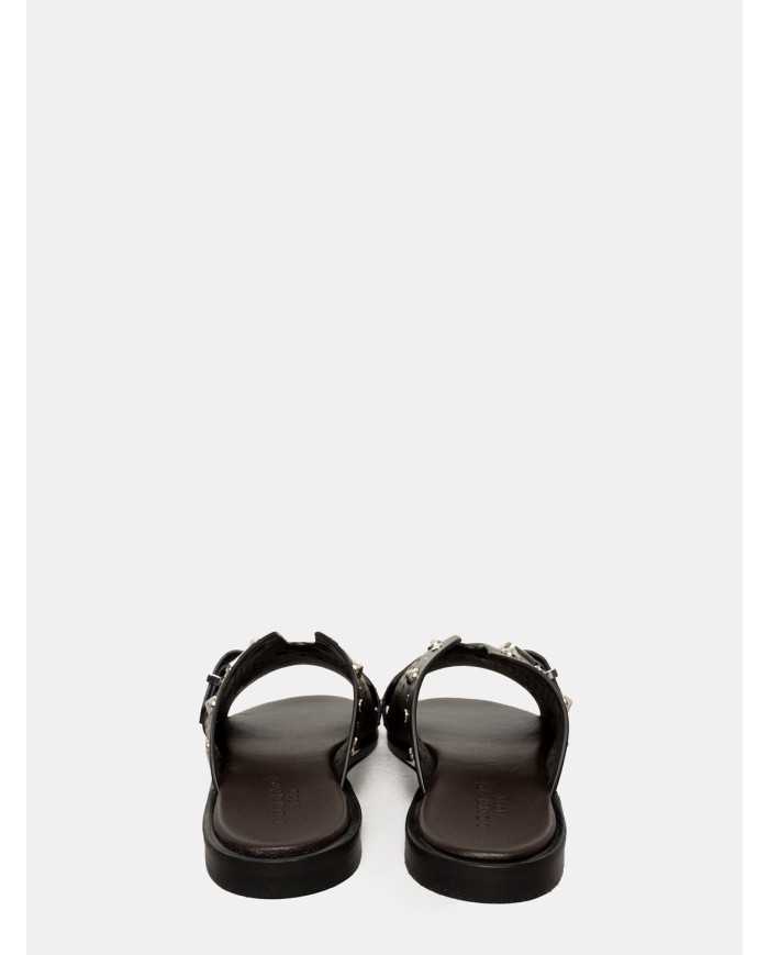 DONNARì Ciabattina in pelle con borchie