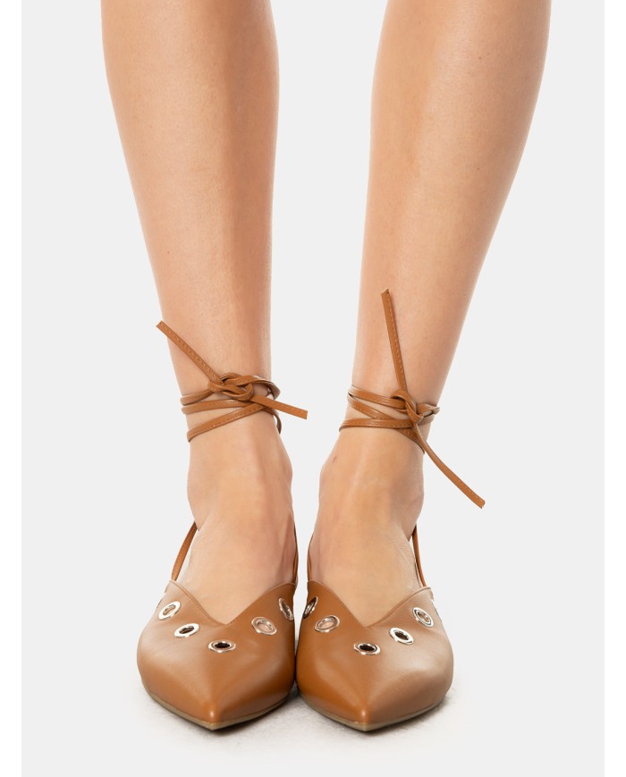 Walter Violet Sandalo con lacci e borchie