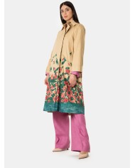 MAXMARA WEEKEND Trench Weekend with Ashley Park