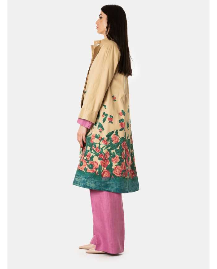 MAXMARA WEEKEND Trench Weekend with Ashley Park