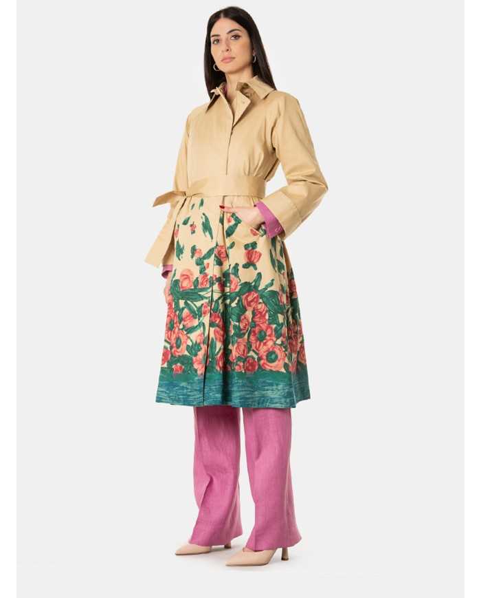 MAXMARA WEEKEND Trench Weekend with Ashley Park