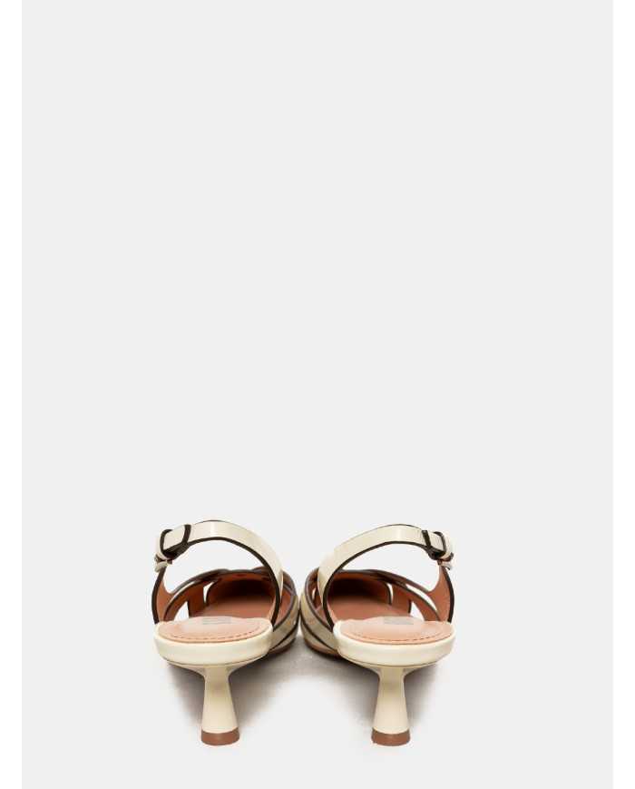 BIBI LOU Sandalo slingback in vernice