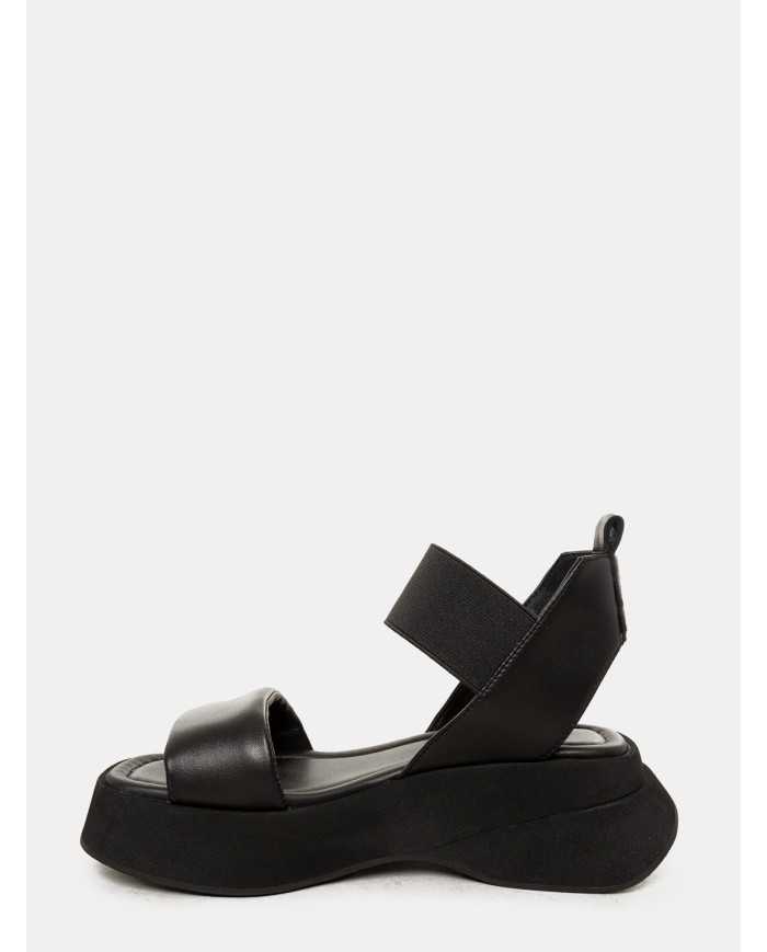 Elena Iachi Sandalo sportivo