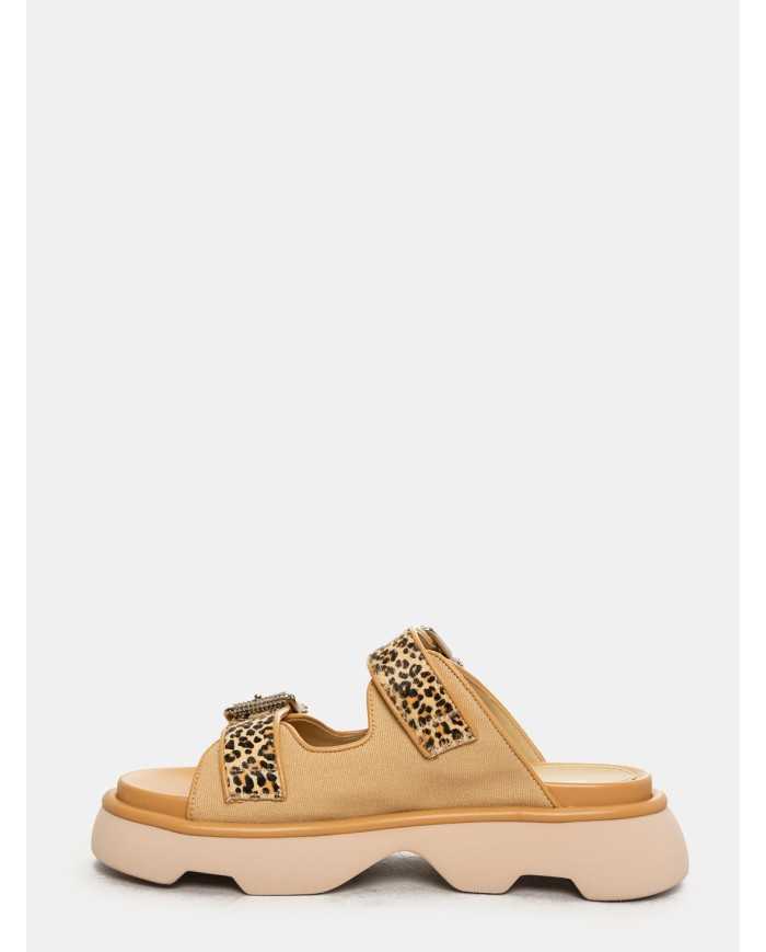 JEANNOT Sandalo sportivo con cavallino