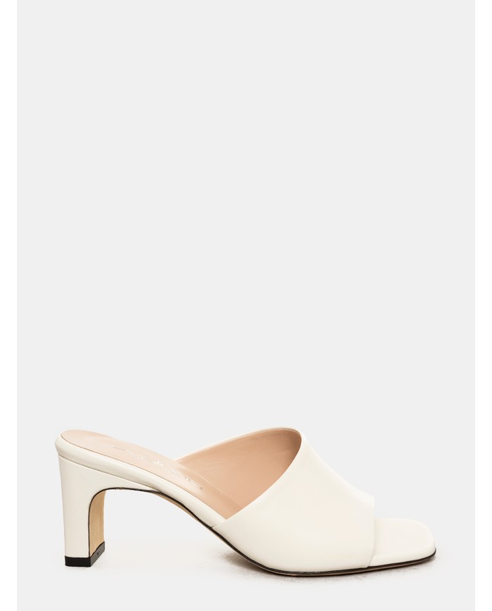 evaluna Sandalo sabot in naplak