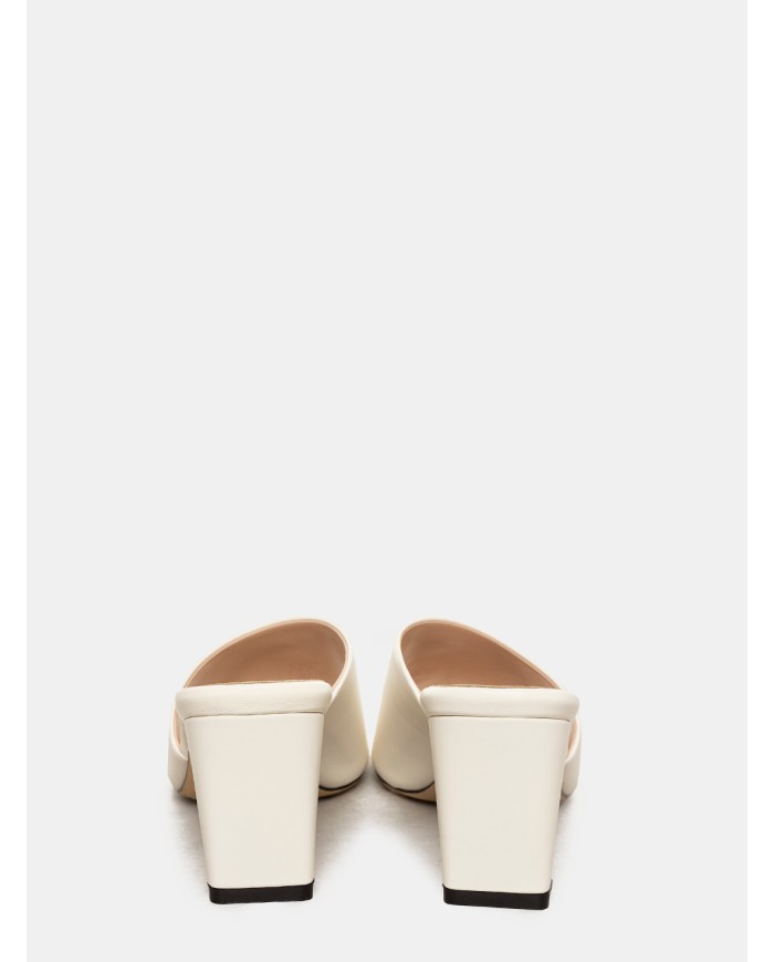 evaluna Sandalo sabot in naplak