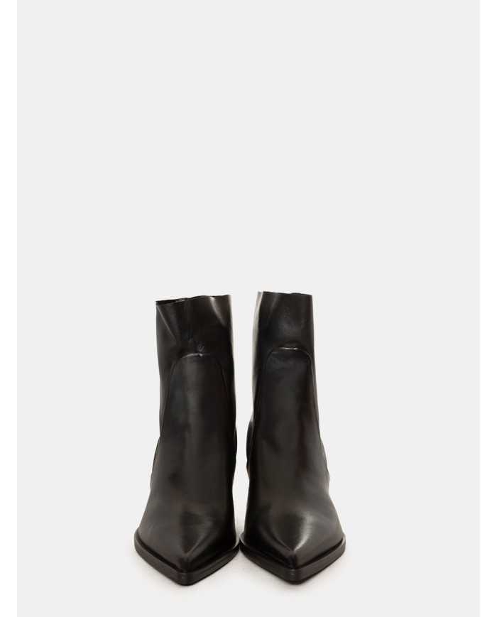 Elena Iachi Tronchetto texano