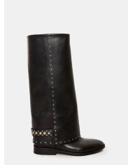 Strategia Stivale a tubo con borchie