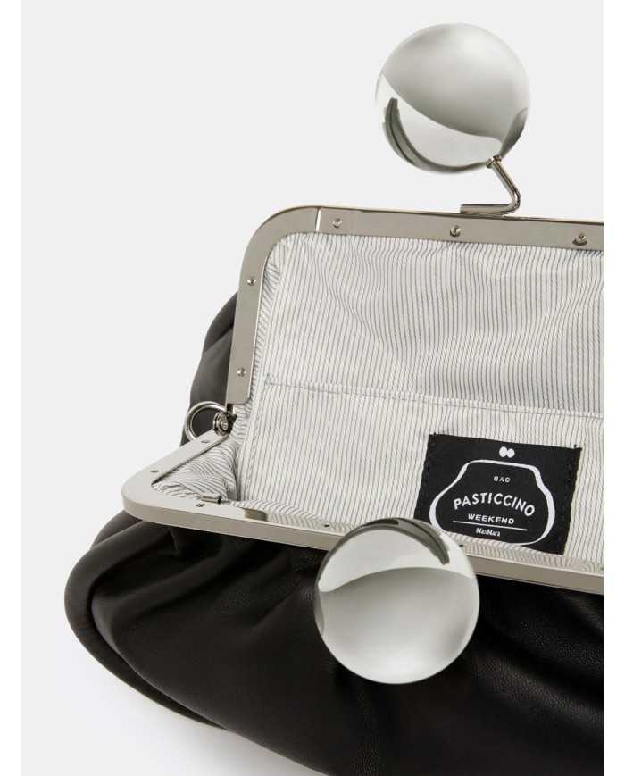 MAXMARA WEEKEND Pasticcino MILVANEW medium in nappa lucida