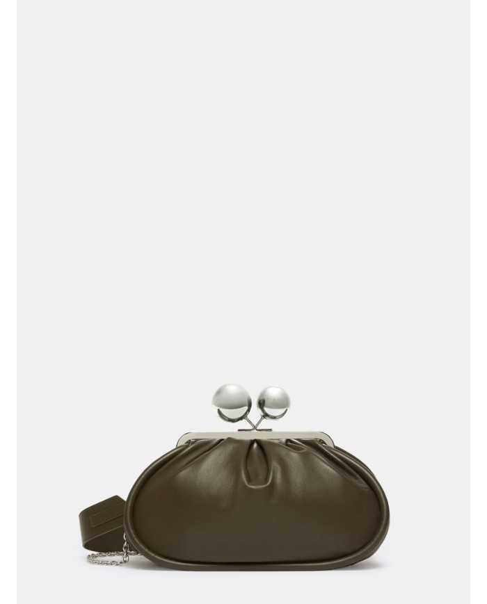 MAXMARA WEEKEND Pasticcino MILVANEW medium in nappa lucida