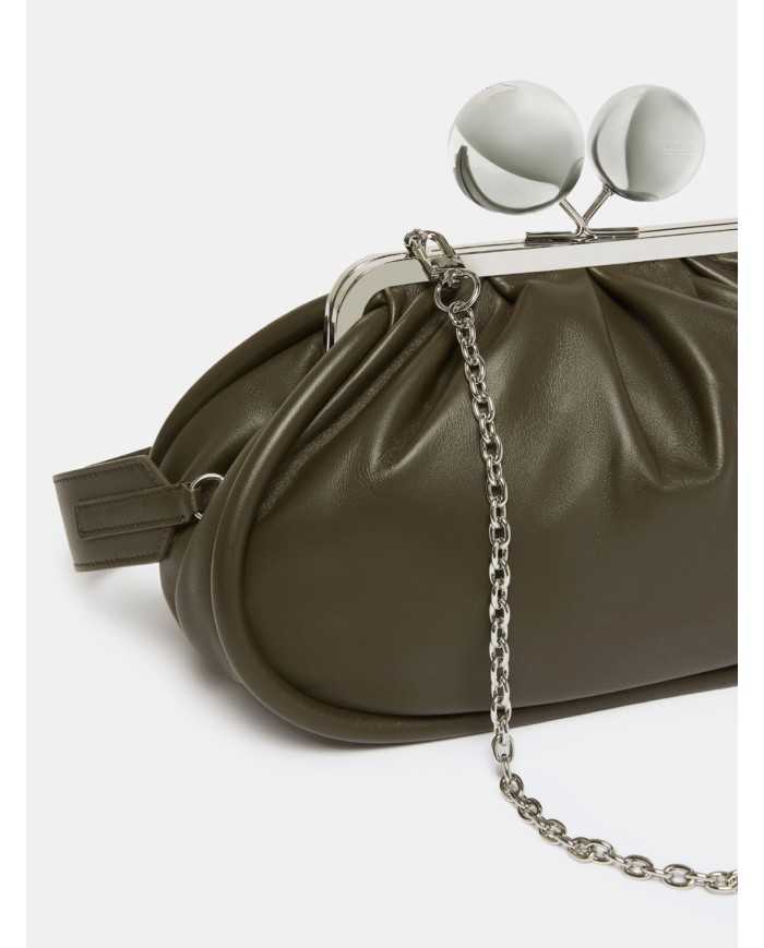 MAXMARA WEEKEND Pasticcino MILVANEW medium in nappa lucida